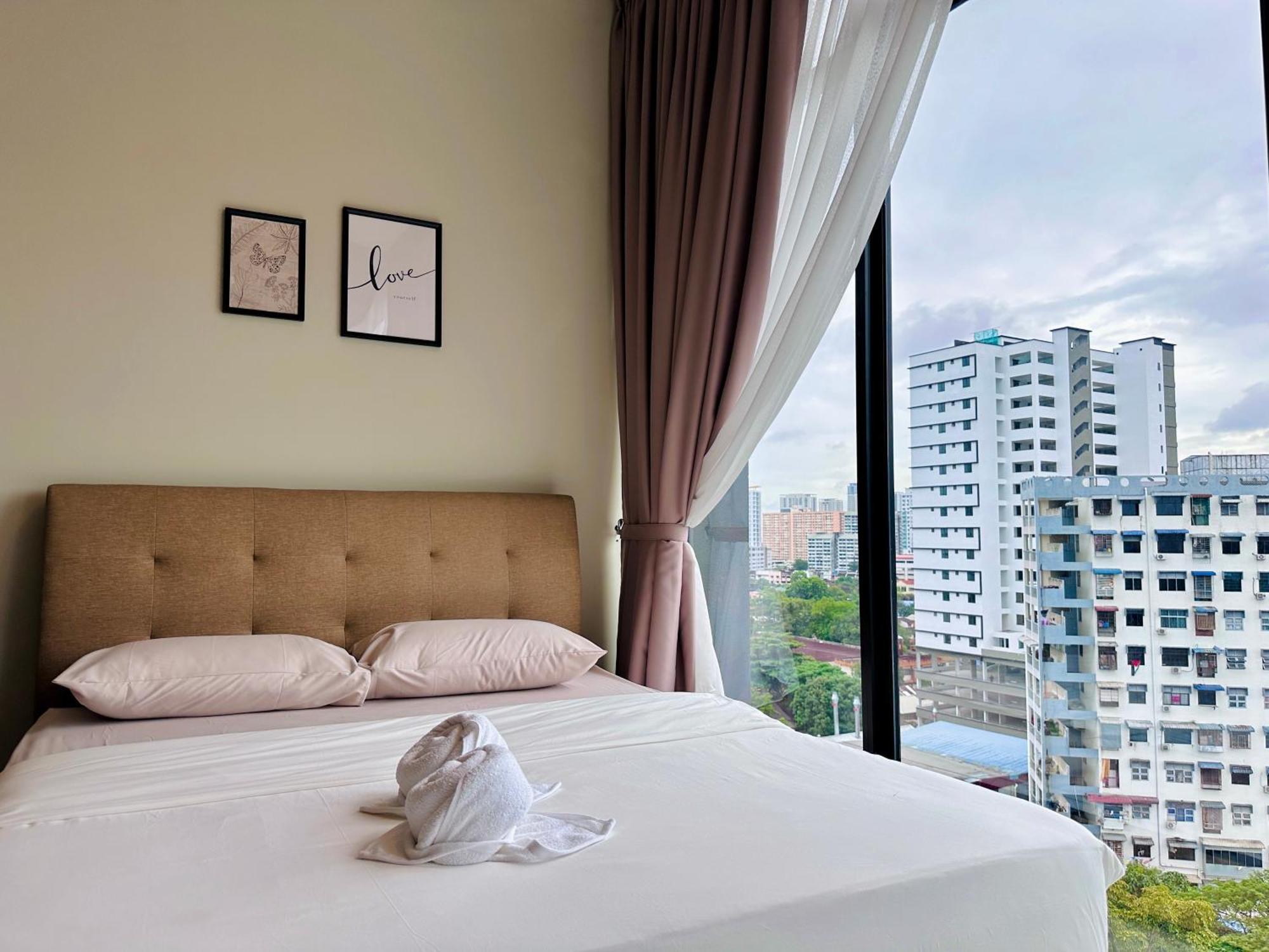 2Br Luxury Rooftop Swimming Pook Homestay@Georgetown@10Pax - 无敌美景两房民宿 Экстерьер фото