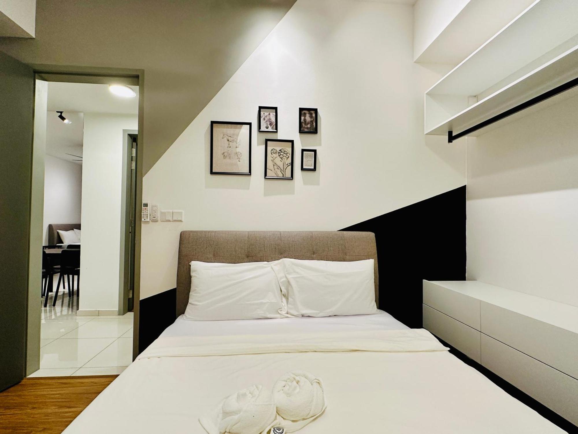 2Br Luxury Rooftop Swimming Pook Homestay@Georgetown@10Pax - 无敌美景两房民宿 Экстерьер фото